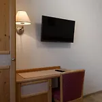 Kachelburg 3*