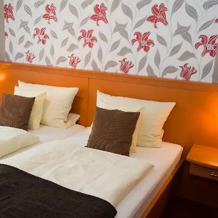 Hotel-garni-kachelburg