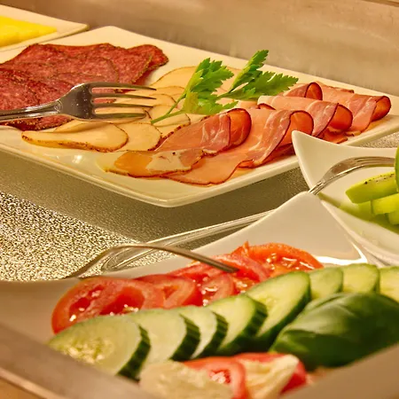 فندق Hotel-garni-kachelburg