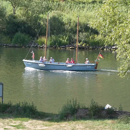 Kachelburg 호텔 3*