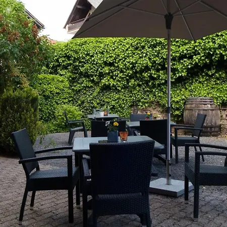 호텔 Kachelburg 3*