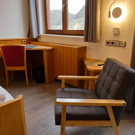 Hotel Hotel-garni-kachelburg 3*